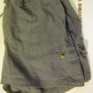CARGO SHORTS WIDE LEG COMFY SZ XL ELASTIC WAIST